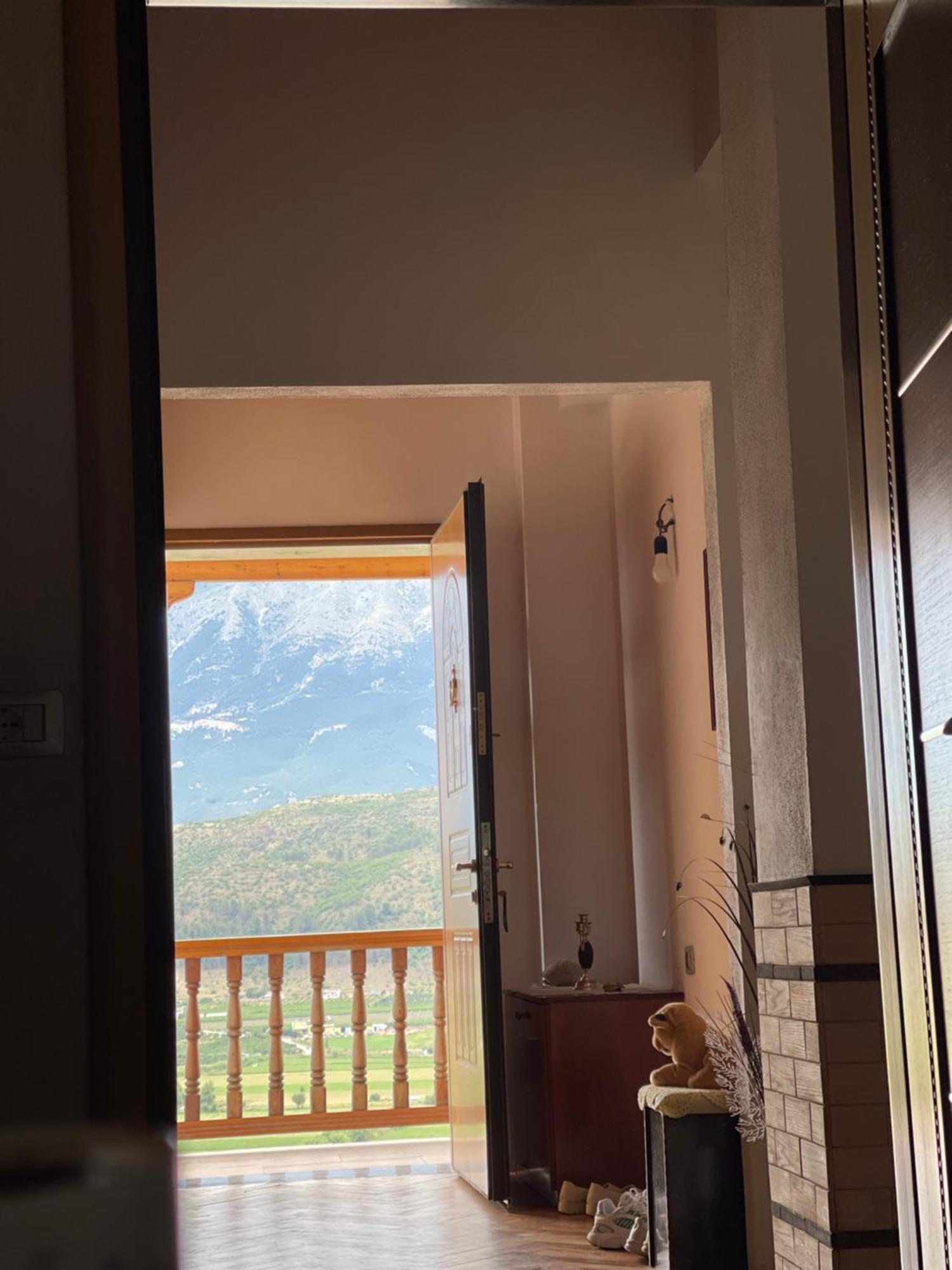 Elsa'S Villa Gjirokaster Bagian luar foto